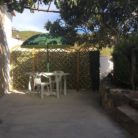 Appartamento Kelu e Terra - Locazione Turistica - IUN Q0467 Onifai Esterno foto